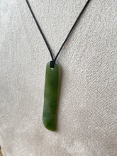 Load image into Gallery viewer, Tumbled Pendants – Pounamu – Small 8