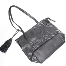 Load image into Gallery viewer, Wirihana Road in Pango