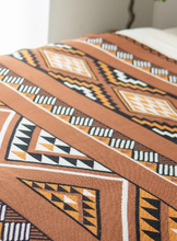 Load image into Gallery viewer, Kōkōwai full throw paraikete