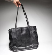 Load image into Gallery viewer, Wirihana Road in Pango