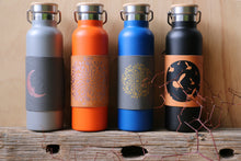 Load image into Gallery viewer, Black Russet Leather Bottle