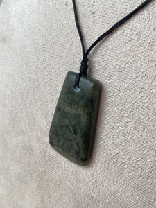 Toki Pounamu - Dark Inanga