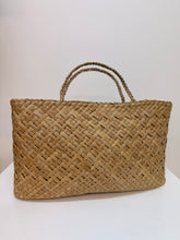 Load image into Gallery viewer, Kete Whakairo - Textured - Natural
