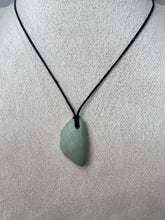 Load image into Gallery viewer, Tumbled Pendants – Pounamu – Small 10
