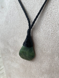 Tumbled Pendants – Pounamu Lashing Binding 3