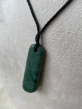 Load image into Gallery viewer, Tumbled Pendants – Pounamu – Large 3
