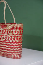 Load image into Gallery viewer, Kete Whakairo - red/creme (Linda Biddle)
