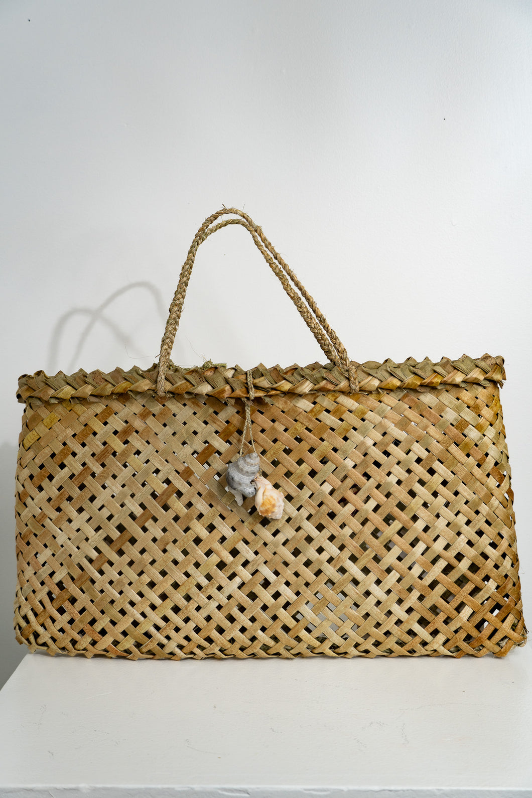 Te Kete Mahi - Natural (Linda Biddle)