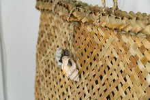 Load image into Gallery viewer, Te Kete Mahi - Natural (Linda Biddle)
