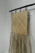 Load image into Gallery viewer, Harakeke Wall hanging - Natural (Linda Biddle)
