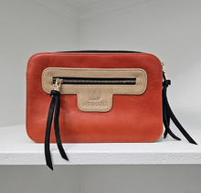 Load image into Gallery viewer, Tauaki Purse - Pounamu Green/ Red Clay
