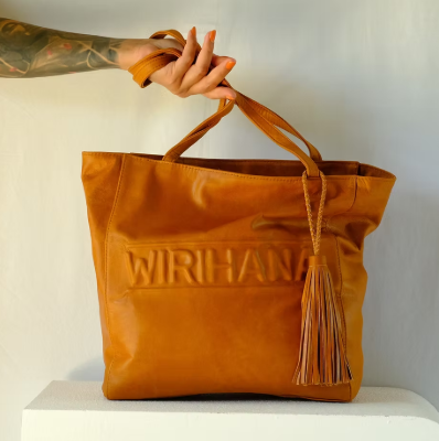 Wirihana Road in Tan