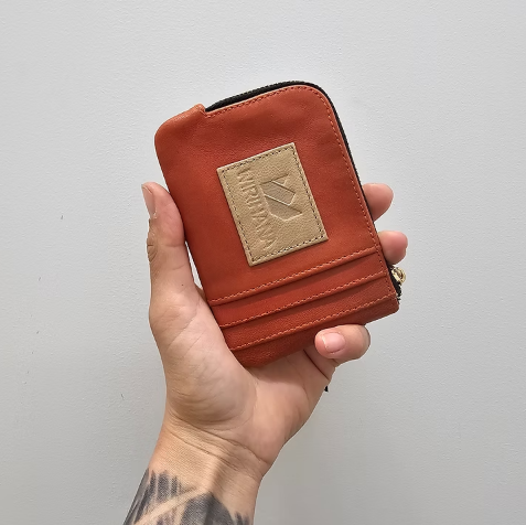 Tauaki Wallet - Pounamu green/ Clay Red