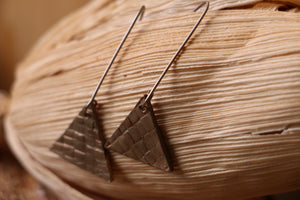 Niho Taniwha Earrings - Bronze