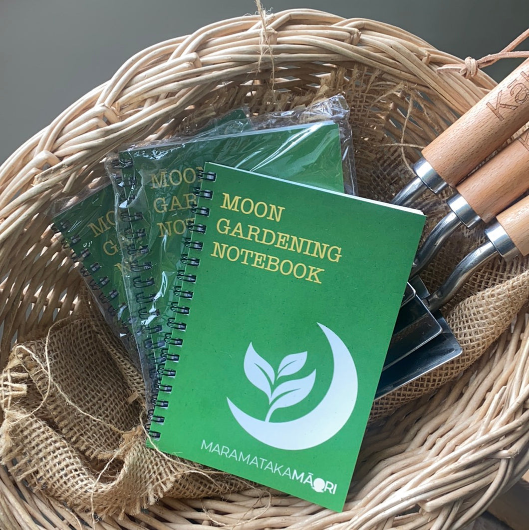 Maramataka Moon Gardening Notebook + Hand Held Shovel
