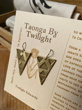Load image into Gallery viewer, Taonga By Twilight- Triangle
