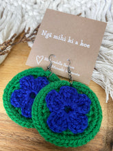 Load image into Gallery viewer, Green And Blue Putiputi -Crochet Earrings
