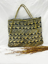 Load image into Gallery viewer, Kete - Navy &amp; Natural
